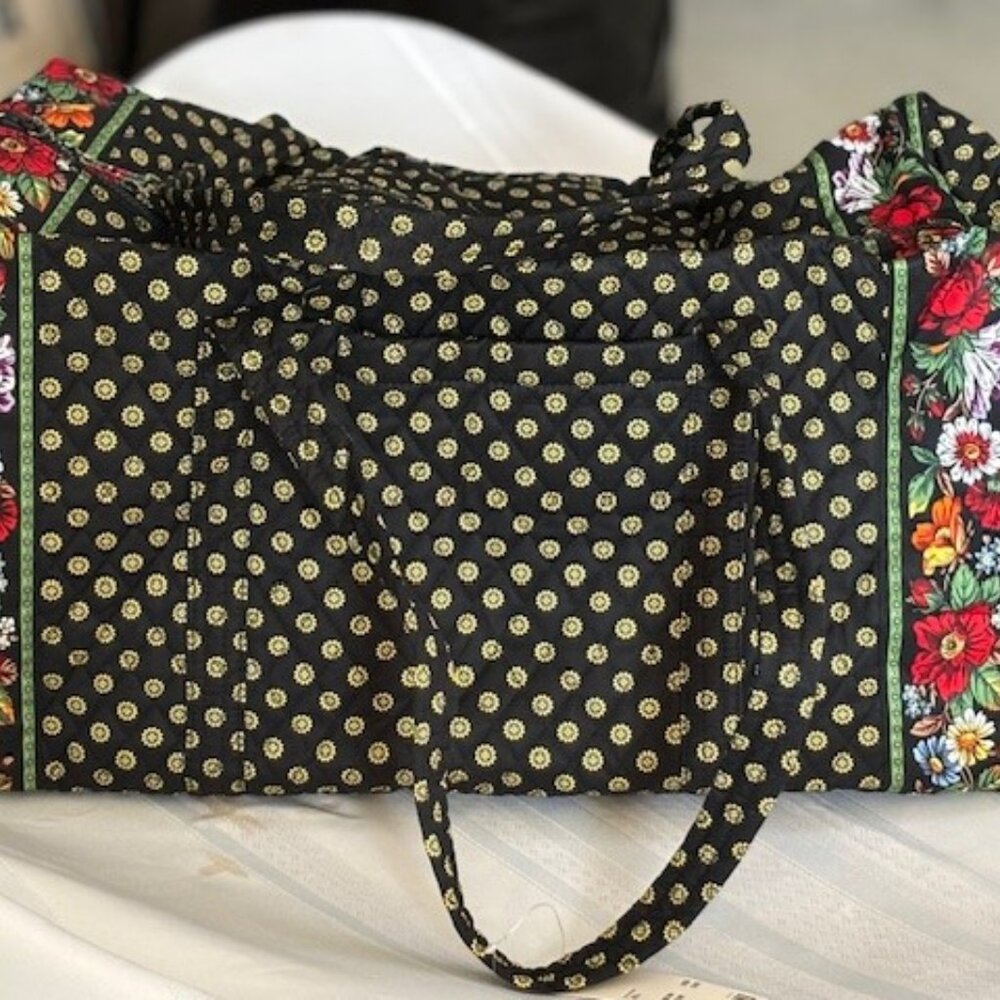 Vera Bradley large original duffel, black (Urban Outfitters Exclusive) NWT